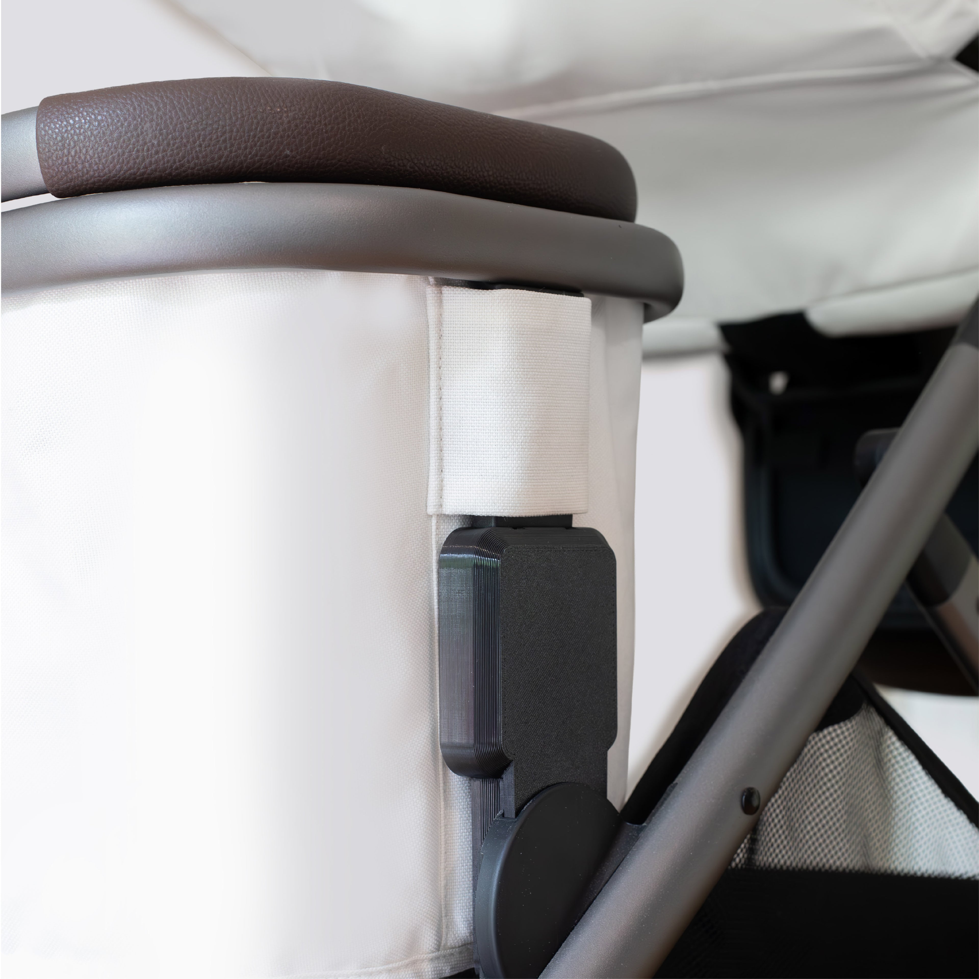 CYBEX Gazelle Shopping Basket Lower Adapter