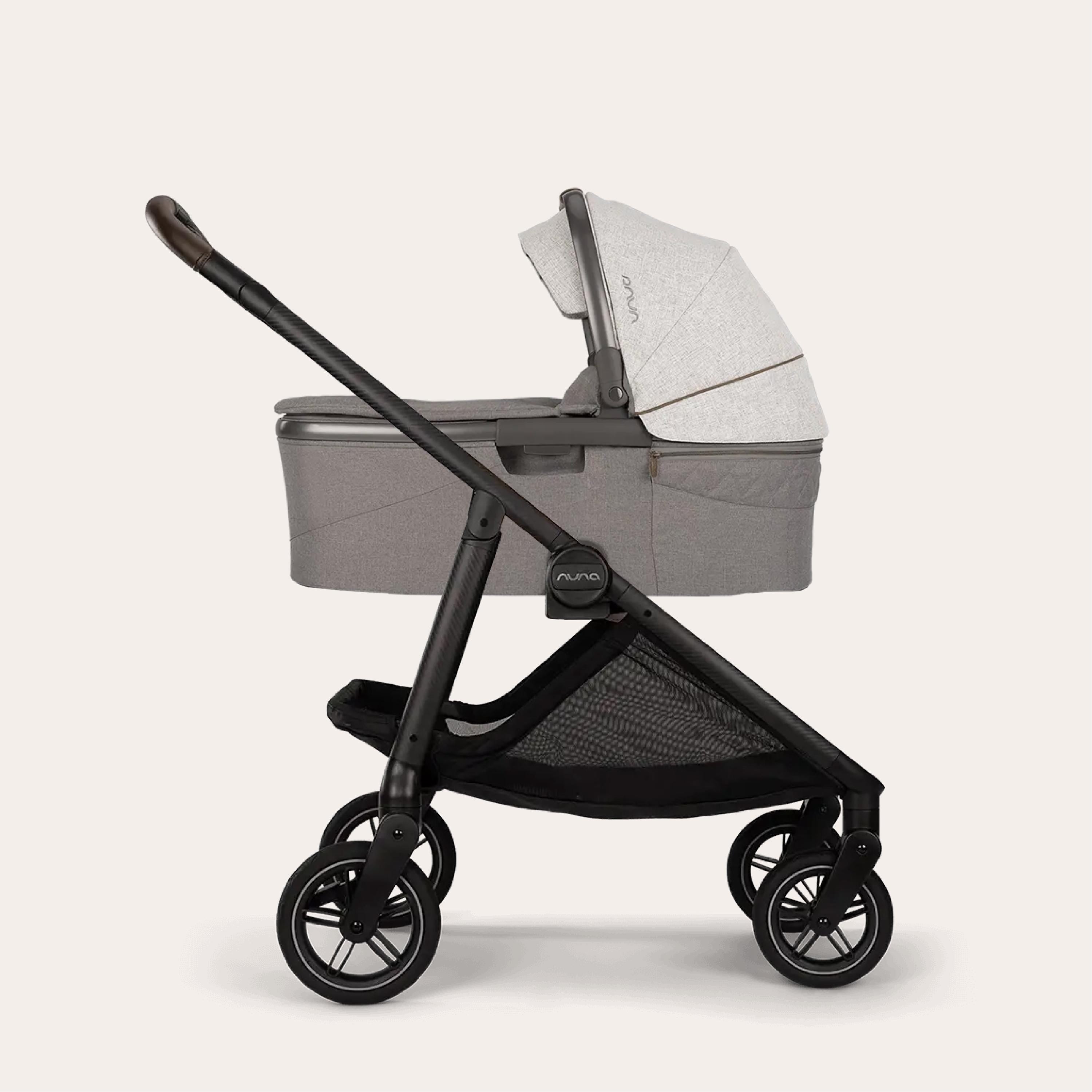 Nuna DEMI Bassinet to Nuna SWIV Stroller Adapter