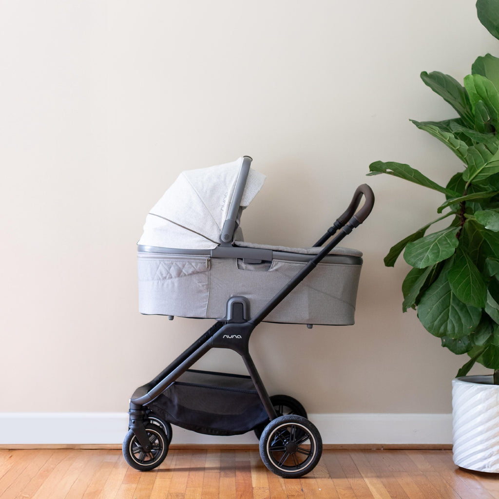 Nuna DEMI Bassinet to Nuna TRIV Stroller Adapter