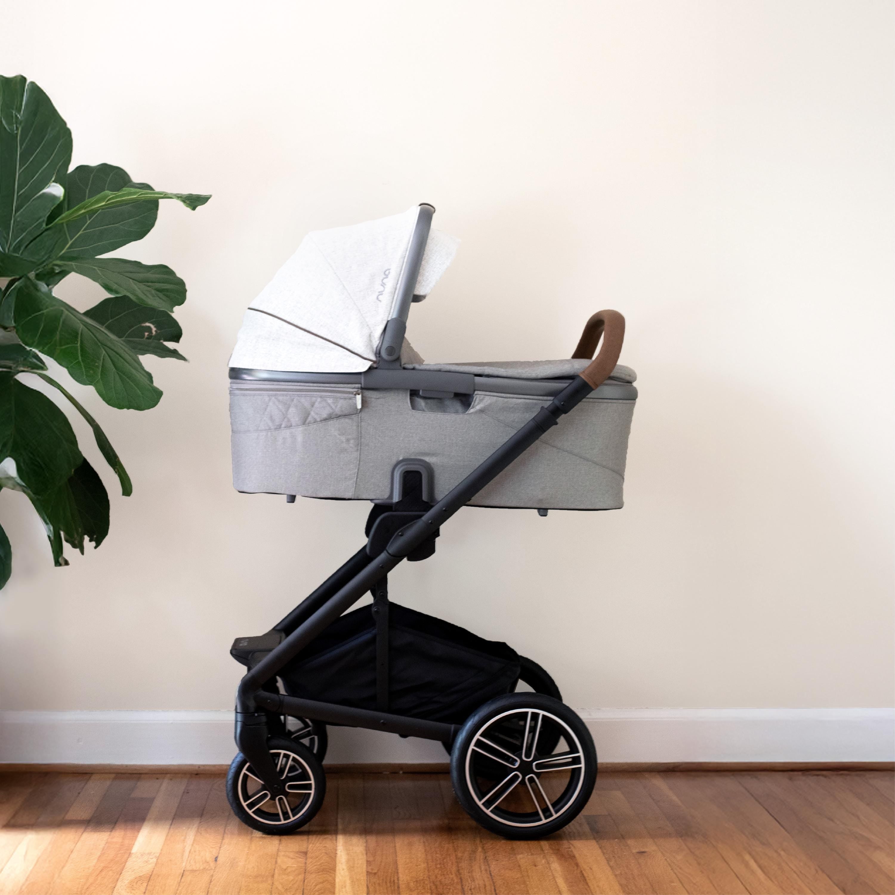 Nuna DEMI Bassinet to Nuna MIXX Next Stroller Adapter