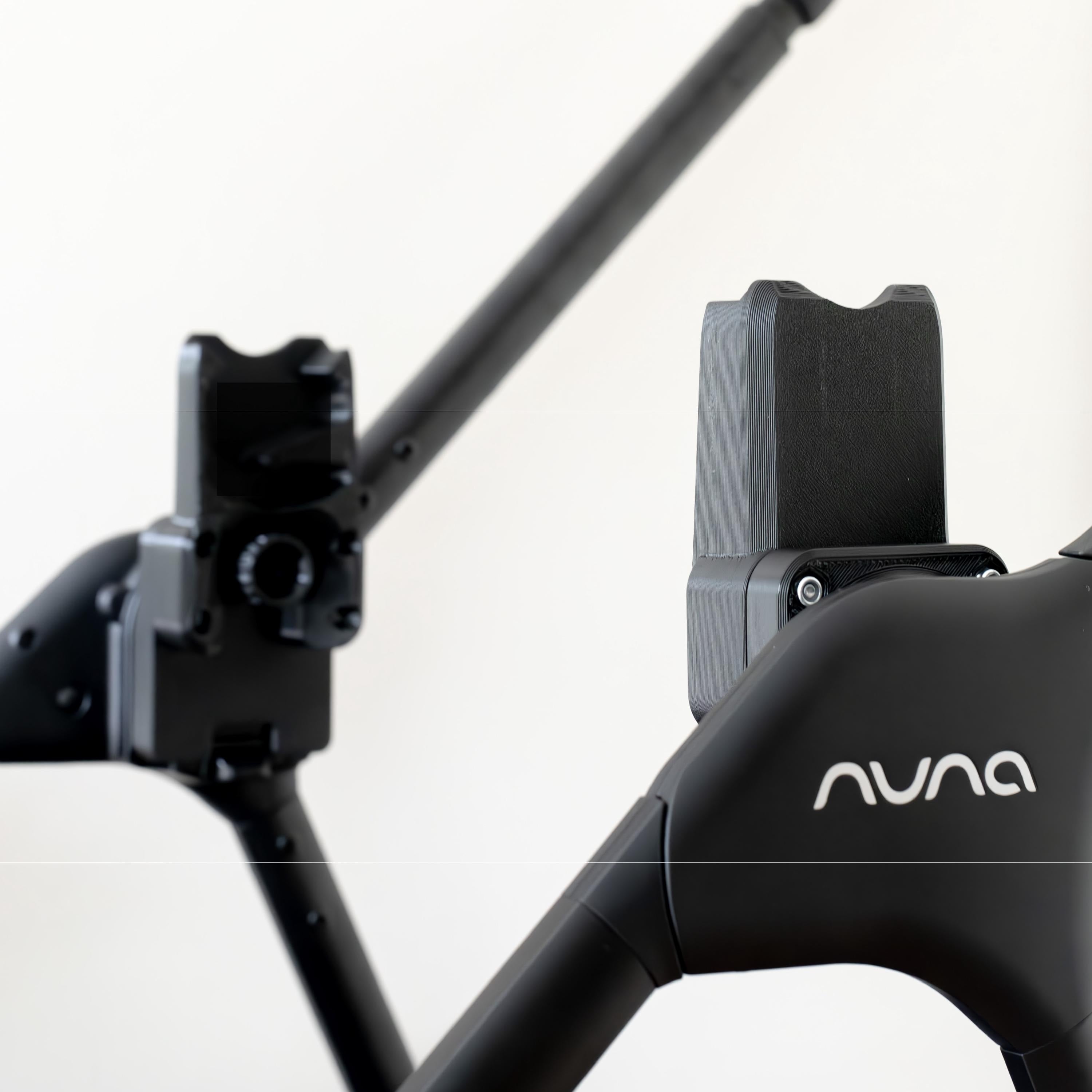 Nuna LYTL Bassinet to Nuna SWIV Stroller Adapter